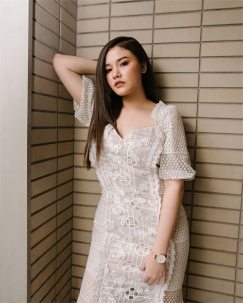 Samantha Melanie Coates – Người đẹp